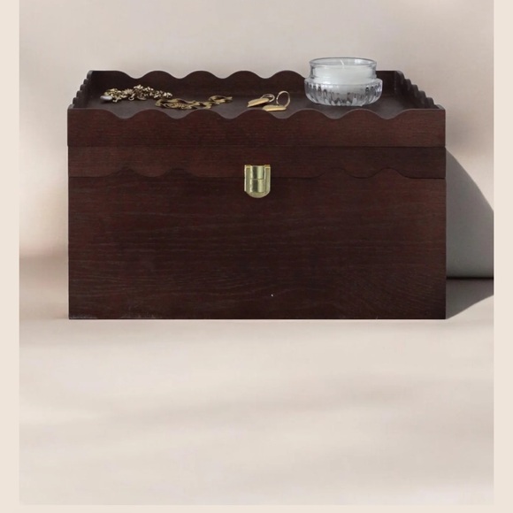 Curio Blvd The Keepsake Case Edition 2 NWT - Picture 1 of 12